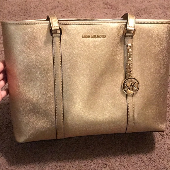Michael Kors Handbags - Michael Kors Purse